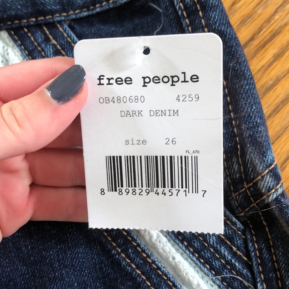 Free people denim shorts. size 26. - Picture 3 of 3
